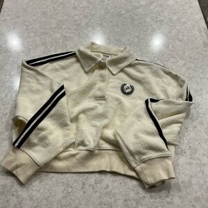 PINK Victoria's Secret Cream Fleece cropped sweater/sweatshirt